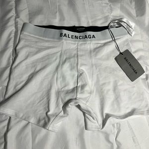 NEW WITH TAGS BALENCIAGA BOXER BRIEFS WHITE MEDIUM